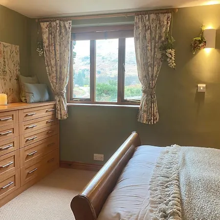 Slater Bob's Coppermines Valley Coniston