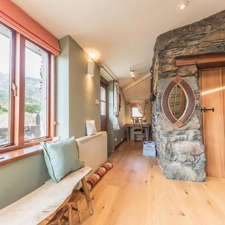 Slater Bob's Coppermines Valley *